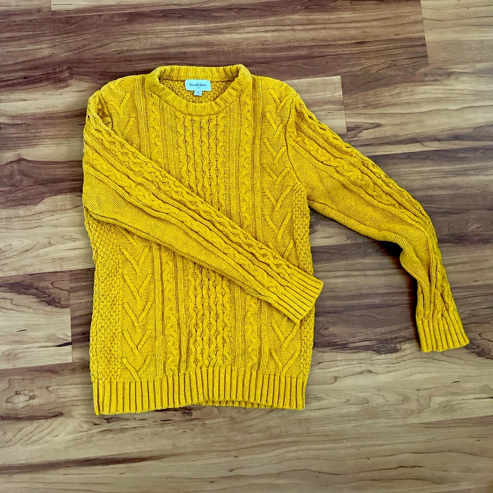 Gold/Yellow sweater, Small